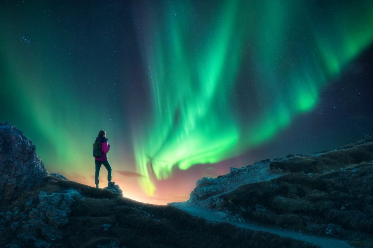 These Are The 8 Best Places To See The Northern Lights In The U.S. This Winter 